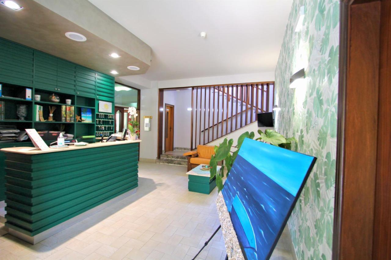 Hotel Pineta San Benedetto del Tronto Eksteriør billede