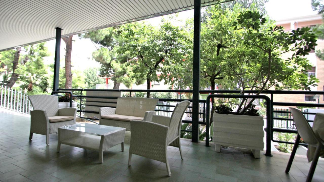 Hotel Pineta San Benedetto del Tronto Eksteriør billede