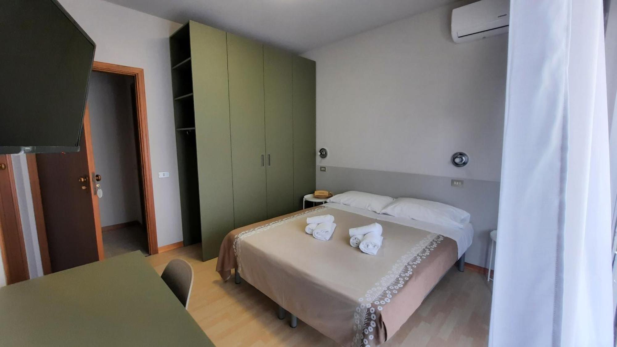 Hotel Pineta San Benedetto del Tronto Eksteriør billede