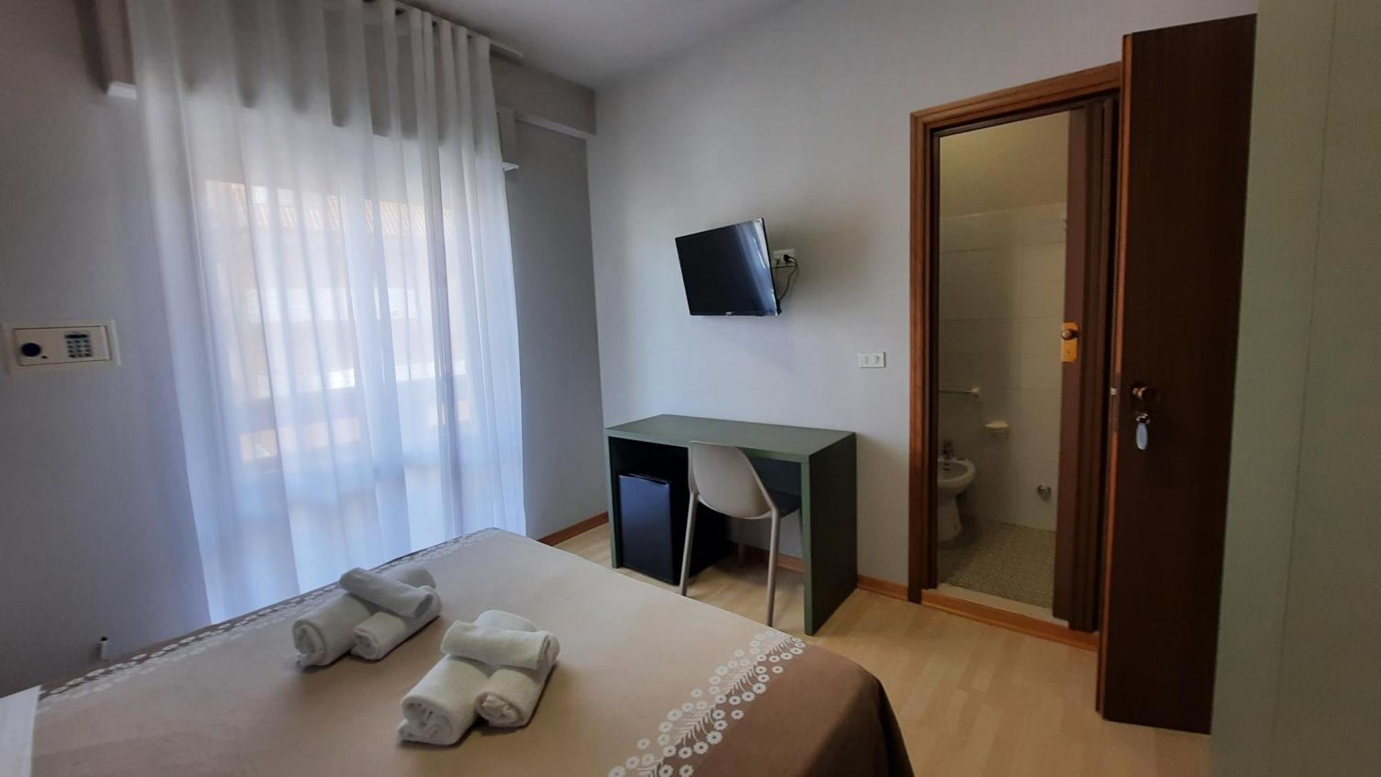 Hotel Pineta San Benedetto del Tronto Eksteriør billede